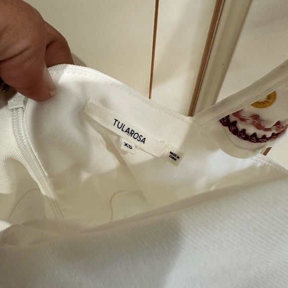 Tularosa Masa Ivory White Mini Embroidered Tie Waist Cut Out Dress (6) - Picture 7 of 10